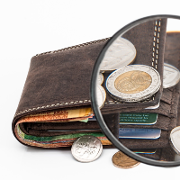 相続の対象となる範囲が広い場合は弁護士に任せる方法も効果的です